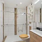 K357 - Panoramic-ferienwohnung Mit Seitlichem Ostseeblick In Apartmán *
